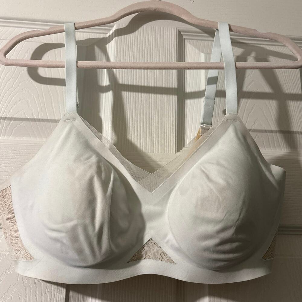 HoneyLove L 38 B/C - Lace Inset CrossOver Wireless Bra